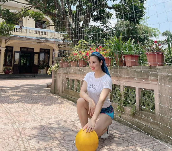 Celebrities are working out at home in support of the 'Get Triple Health to Overcome Covid' campaign