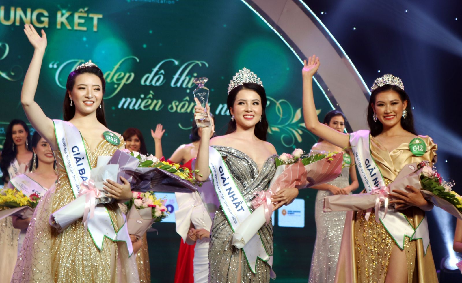Huynh Thuy Vi was crowned Miss Tourism Can Tho in 2019.